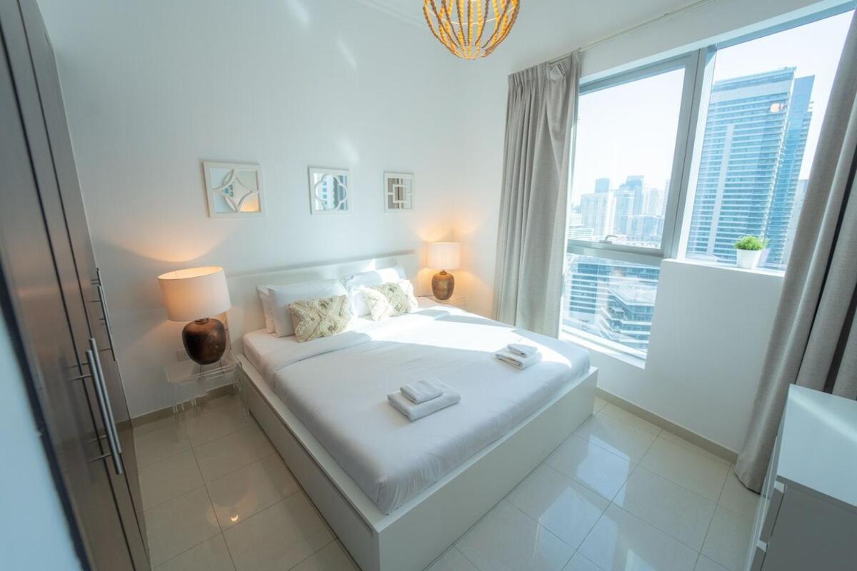 Aws Holiday Homes - Prime Apartment Near The Beach Дубай Екстериор снимка